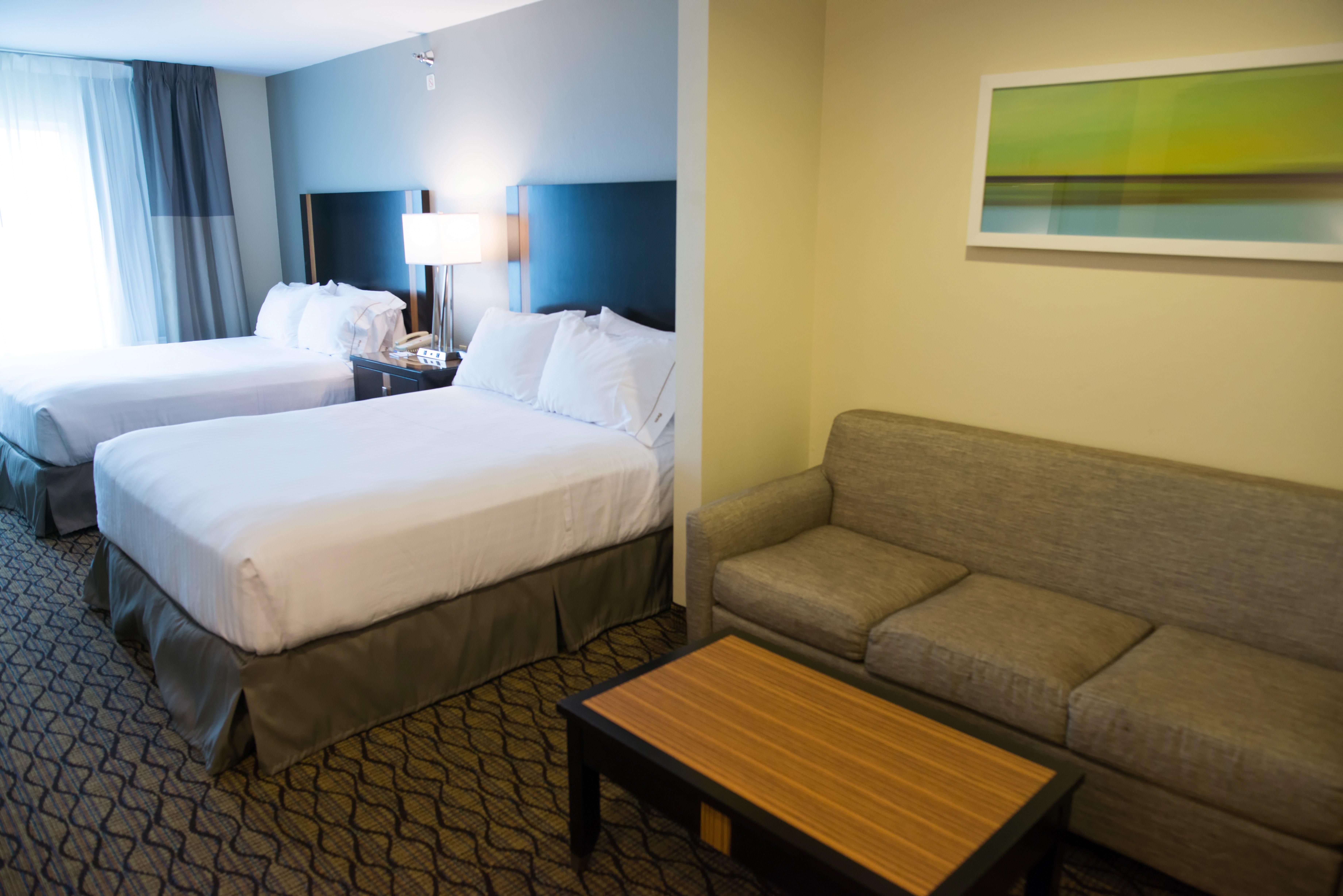 Holiday Inn Express Hotel & Suites Chanhassen By Ihg Экстерьер фото